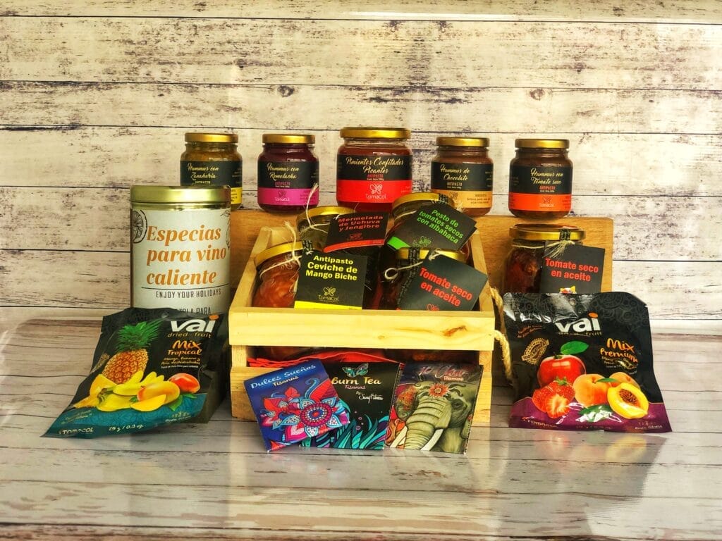  Dale un toque especial a tu regalo de Navidad con una hermosa ancheta navideña que podrás crear tú misma.